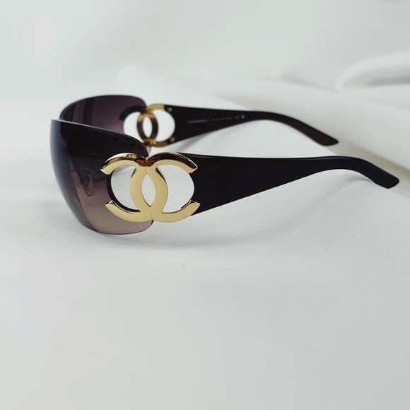 Chanel sunglasses - Picture 14 of 16